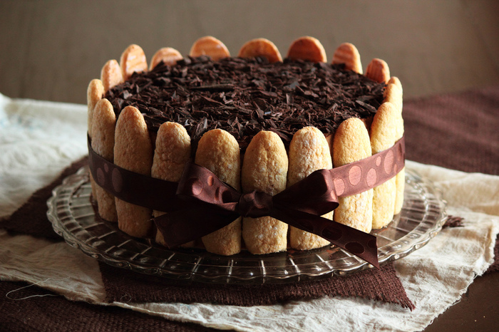 Tiramisu Cake